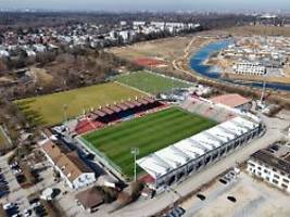 Frauen-Team bekommt neue Heimat: FC Bayern zurrt Stadionkauf in Unterhaching fest