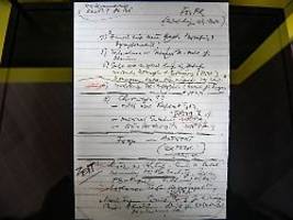 Gericht gibt Reporter recht: Verkäufer des Schabowski-Zettels verlieren Anonymität