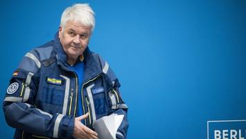 Berlins Katastrophenexperte geht – zum Abschied gibt es ein Lego-Modell