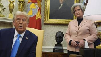 „persönlichkeit eines alkoholikers“: stabchefin packt über trump aus