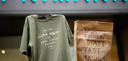 Experten schlagen Alarm: Zara und Co. richten den Altkleidermarkt zugrunde