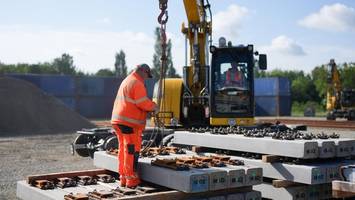 deutsche bahn ohne verspätung? auf dieser strecke liegt sie im zeitplan