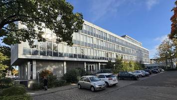 drastische streichliste in elmshorn: wo jetzt massiv geld gekürzt wird