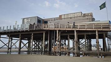 st. peter-ording: wasserschaden – neue strandbar 54 schon wieder dicht