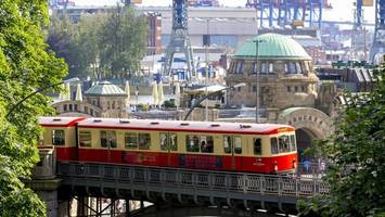 nach fünf jahren stillstand: partyzug der hochbahn soll wieder rollen