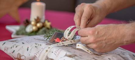 Es kann auch eine Salatschleuder sein: Worauf es beim Schenken ankommt