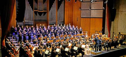 am ende beseligt: der chor des bayerischen rundfunks in augsburg mit dem brahms-requiem