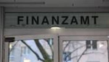 Finanzämter: Kein Weihnachtsfrieden für säumige Steuerzahler in Berlin