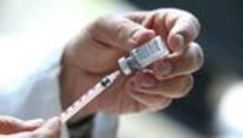 Geschäft mit der Schönheit: Polizei stoppt illegale Botox-Behandlung