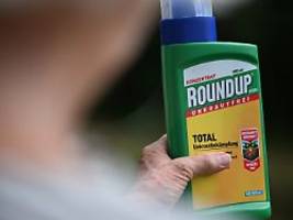 neues genehmigungsverfahren: eu-kommission will pestizide wie glyphosat unbegrenzt zulassen