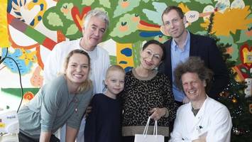 Angel Tree: Berlins Diplomaten beschenken kranke Kinder