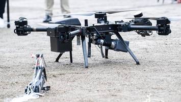 kampf gegen wachsende bedrohung: drohnenabwehrzentrum eröffnet in berlin