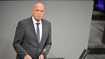 Streit um Wehrpflicht: AfD will Verfahren gegen Höcke-Kritiker einleiten