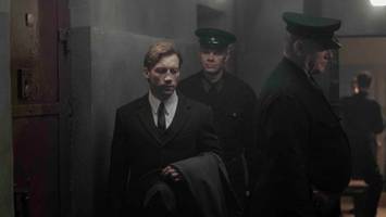 In den Wartezimmern des Stalinismus: „Zwei Staatsanwälte“