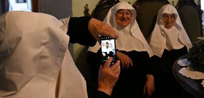 goldenstein: nonnen der kloster-rebellion verkünden social-media-pause
