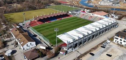 Arena der Spielvereinigung Unterhaching: Der FC Bayern kauft seinen Frauen ein Stadion