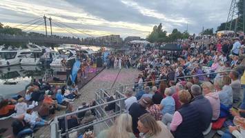 geesthacht dampft beliebte konzertreihe „musik am hafen“ ein