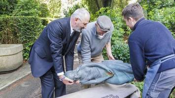 Wem gehören diese Skulpturen? Berliner Polizei sucht in Hamburg nach Besitzern