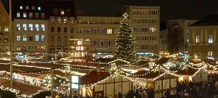 der augsburger christkindlesmarkt ist beliebt – aber warum macht er eigentlich so früh zu?