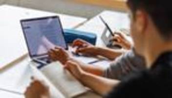 Tablets im Klassenzimmer: Dreistellige Millionensumme für Schul-Digitalisierung