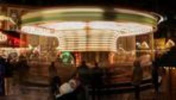 Gesetzliche Feiertage: Linke und Grüne fordern Nachholen ausgefallener Feiertage