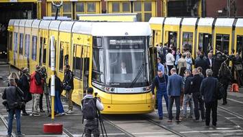 Superlange Tram soll noch 2025 die Zulassung für Berlin bekommen