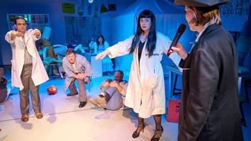 quantenbasteln mit den los alamos boys: „crazy x oppenheimer“