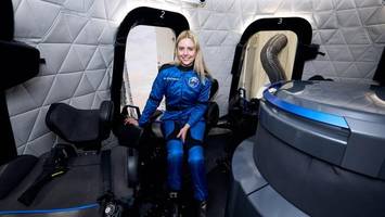 Michaela schreibt Geschichte: Erste Frau mit Rollstuhl fliegt ins All