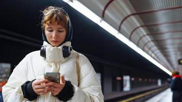 so zufrieden sind kunden mit der hochbahn – sicherheit bleibt thema