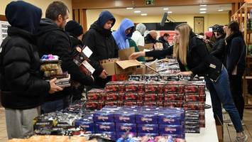 Feuerwerk & Co: Warum bei Böller-Olli jedes Jahr die Bude wackelt