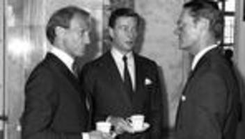 dreihundert männer: wer dieses land regiert