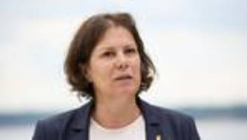 Grüße der Landtagspräsidentin: Herbst: Frieden, Freiheit und Demokratie keine Geschenke