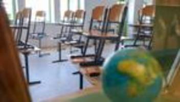 schule: mehr schülerinnen und schüler – höchste zahl seit 2011