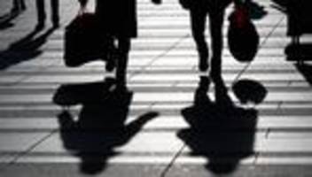 Umfrage: Sparneigung der Deutschen auf höchstem Stand seit Finanzkrise