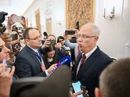 Schlag für die Kriegstreiber: Moskau reagiert mit Spott auf Brüsseler Entscheidung