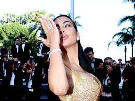 xxl-klunker fürs lange warten: ronaldo-verlobte georgina war geschockt vom ring