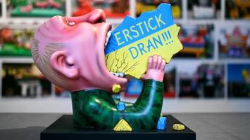 Putin im Karneval verspottet – Moskau geht gegen Künstler vor