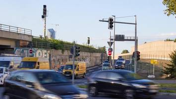 Rund um die A100 in Treptow: Polizei schreibt Hunderte Anzeigen