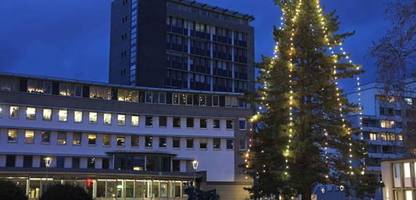 Hameln: Weihnachtsbaum ist zu groß für die Lichterkette