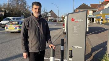 Hamburger Bäcker ist verzweifelt – wegen neuer E-Parkplätze