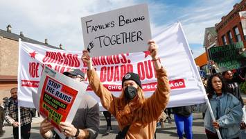 us-richterin half migrant bei flucht vor ice – gericht verurteilt sie