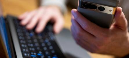 Perfider Trick mit Passwort-Masche: Augsburger verliert durch Betrug viel Geld