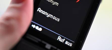 trickbetrüger stiehlt spendenbox von arztpraxis