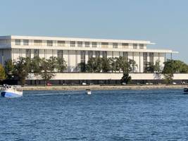 donald trump: „sein name sollte nicht neben dem von präsident kennedy stehen“