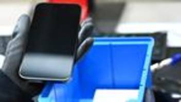 Nachhaltiger Technikkonsum: Umfrage zeigt großes Interesse an Gebraucht-Handys