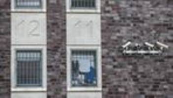 Strafvollzug: Weniger Menschen wegen Bagatelldelikten hinter Gittern