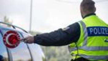 Umfrage: Migrationswende: Mehrheit teilt Ziel der Bundesregierung