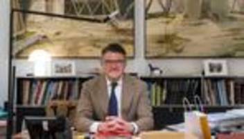 Weihnachtsbaum: Für Ministerpräsident Rhein muss es eine Kiefer sein