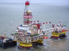 Russland attackiert Odessa: Ukraine meldet Angriff auf russische Ölbohrplattform und Kriegsschiff