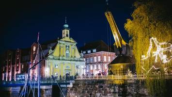 Schlemmen in Lüneburg: Wo es jetzt Raclette und Bierbratwurst gibt